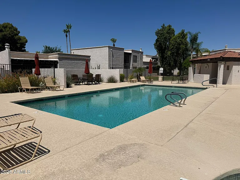 7820 E Pleasant Run — Photo 29