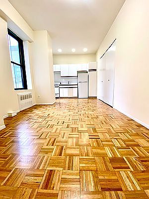1st image of 519 E 78th St #6FV