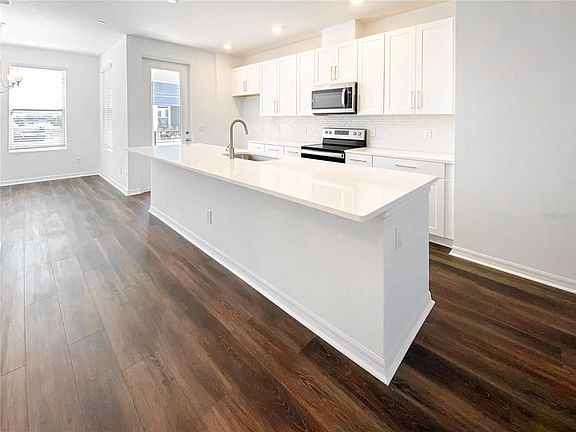 3rd image of 13112 Bovet Ave