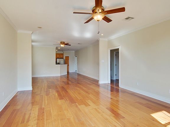 2nd image of 512 Abalon Ct