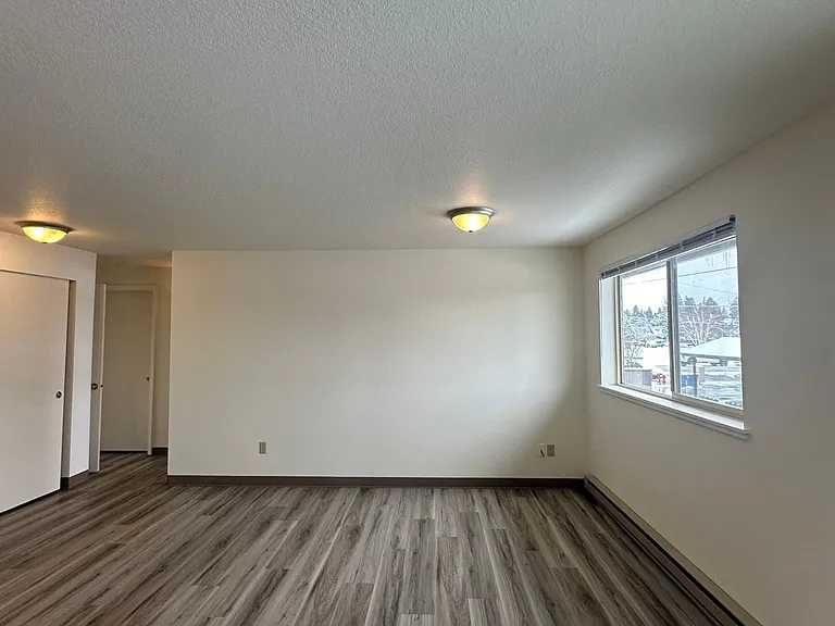 114 W Adams Ave #13 — Photo 4