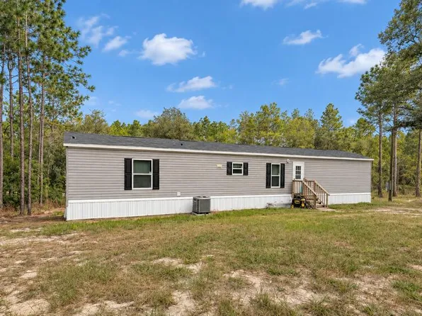 6038 NW 17th Ct, Bell, FL 32619
