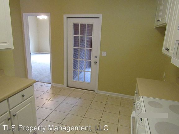 4th image of 26 Breckenridge Ct #1