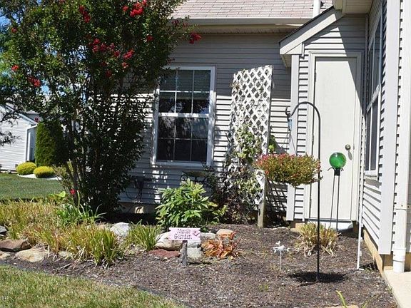 4th image of 13 Tuscana Ct
