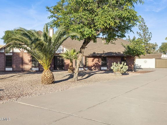 2nd image of 7715 S ALDER Drive