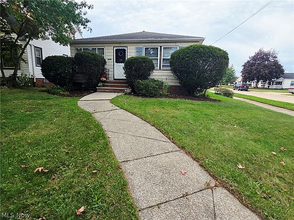2nd image of 6040 W 54th St