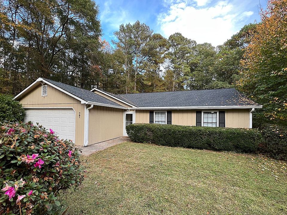 House located in quiet cul d