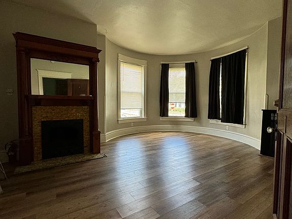 2nd image of 703 E 14th St #1