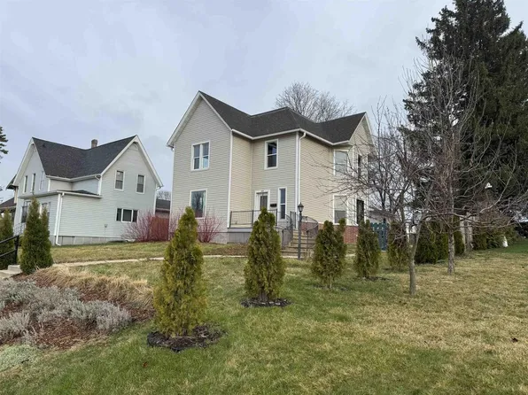 410 East Division Street, Dodgeville, WI 53533