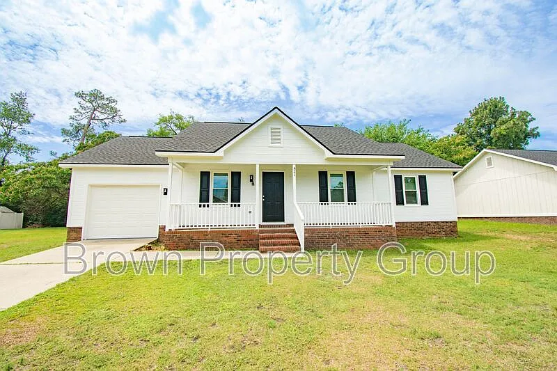 621 Winthrop Ct