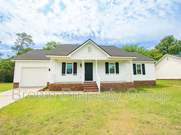 621 Winthrop Ct, Fayetteville, NC 28311