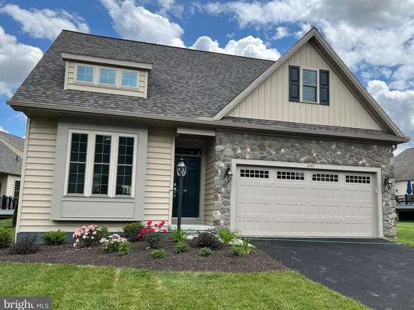 247 Honeycroft Blvd, Cochranville, PA 19330