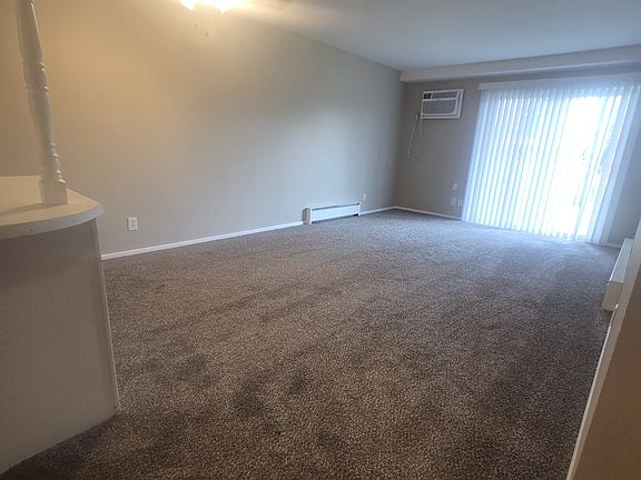 5th image of 1700 Walnut St APT 1