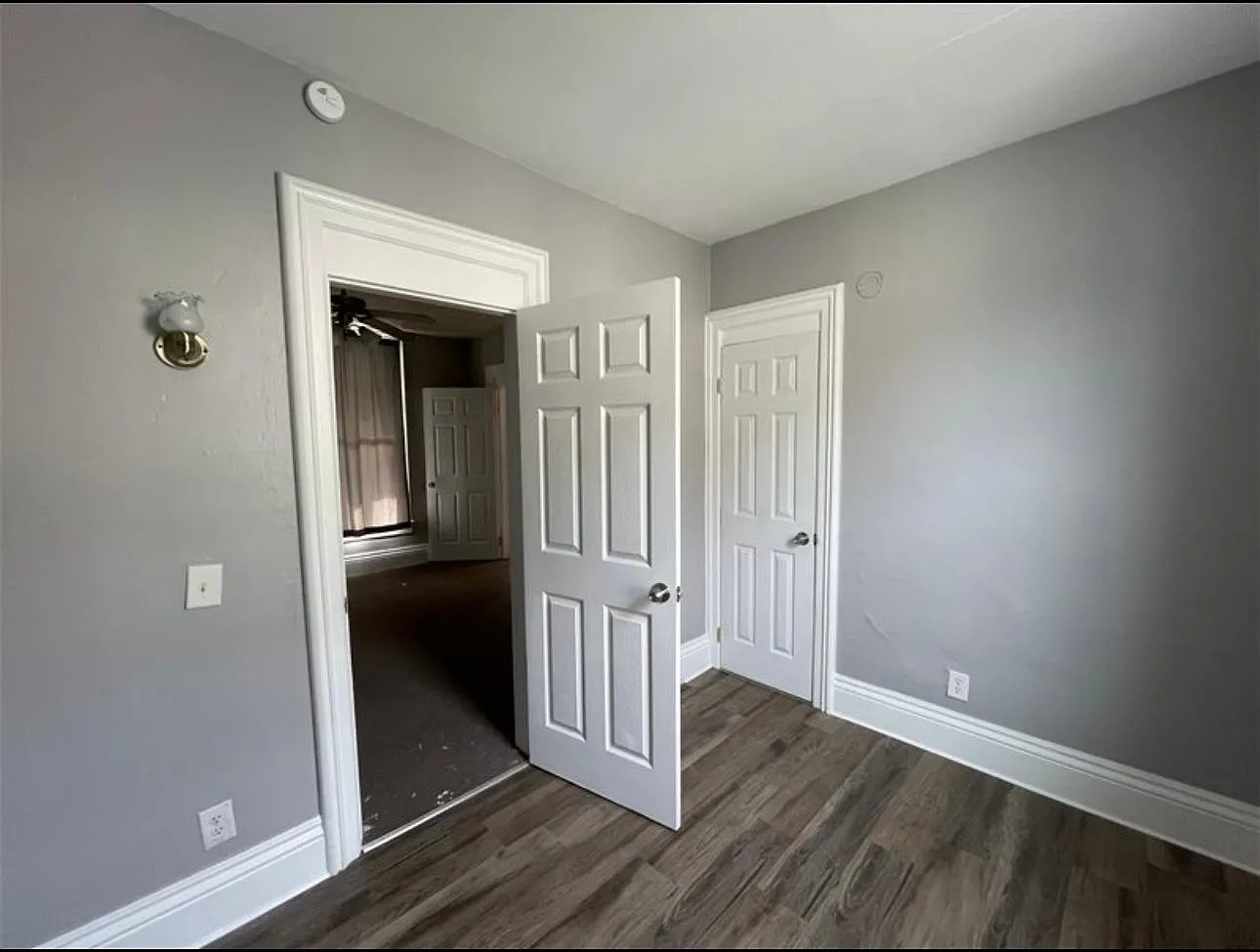 440 E 13th St — Photo 3