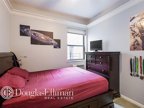 4th image of 288 W 92nd St APT 6A