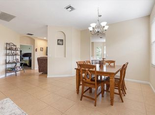 933 SE Fleming Way, Stuart, FL 34997