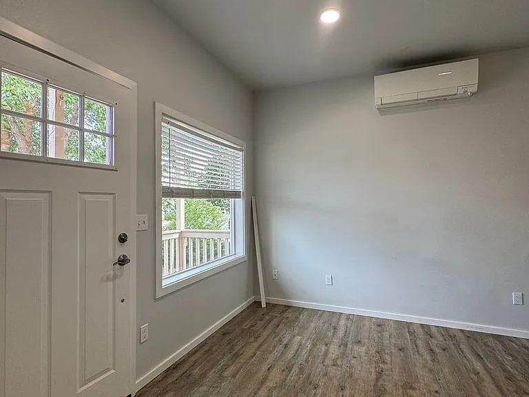 705 N Water St — Photo 5