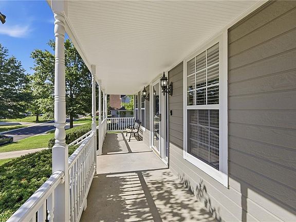 4th image of 4312 SE Seattle Slew Dr