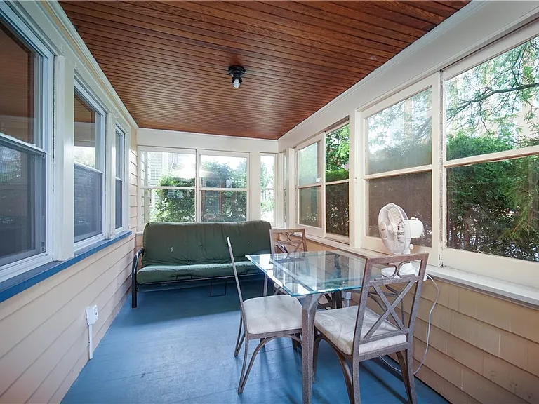101 Crittenden Blvd — Photo 18