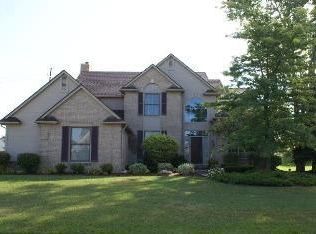 6822 Woodcrest Dr, Troy, MI 48098