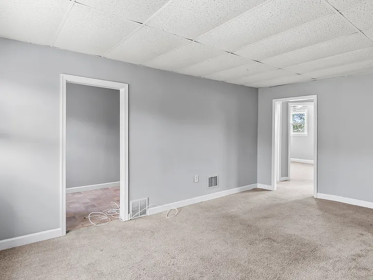 Living Room (alt view)