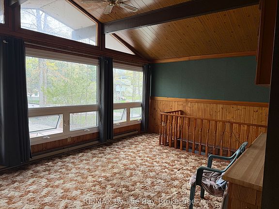 4th image of 288 Knox Rd E