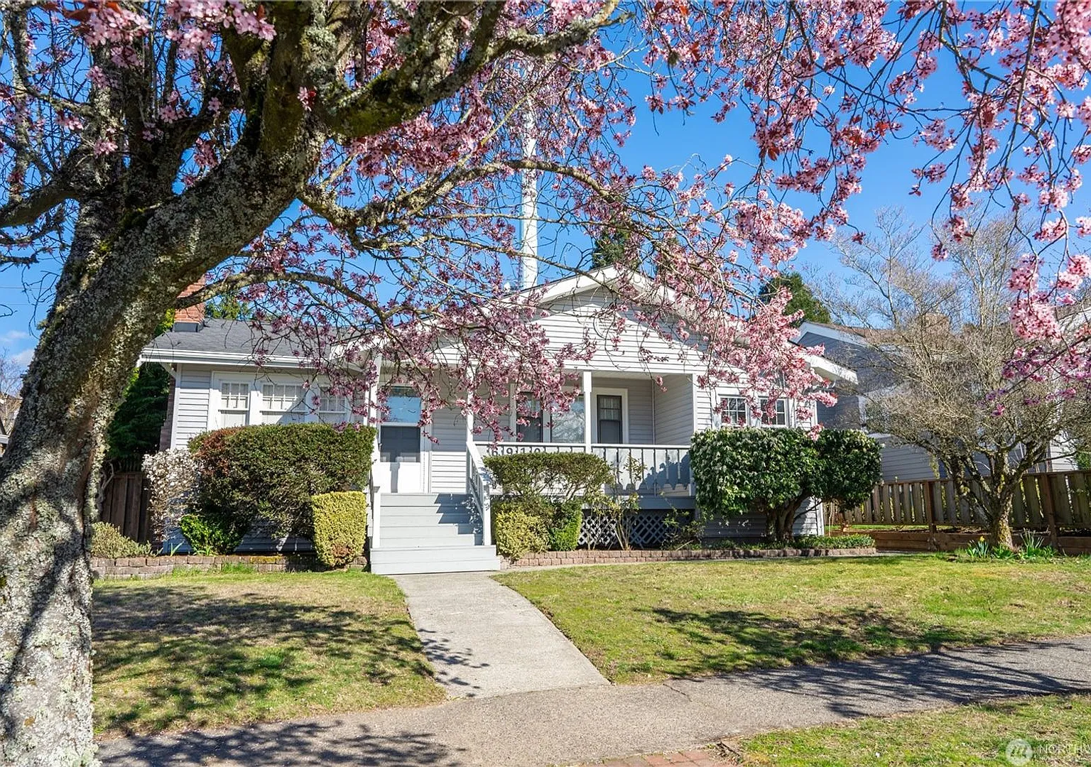 3Bd/2Ba Seattle Home — Photo 1