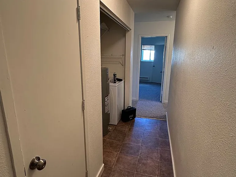 222 Jefferson St — Photo 13