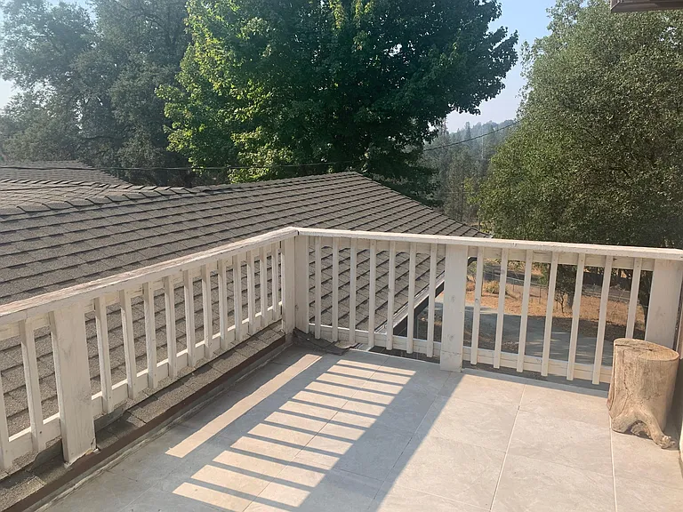 Private balcony overlooking driveway