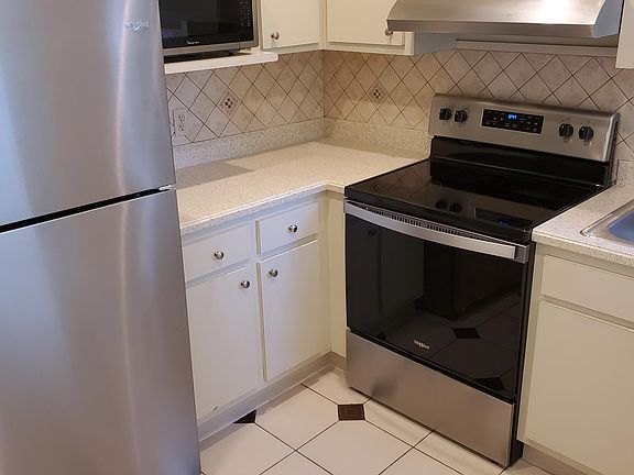 2nd image of 20 San Sebastian Ave