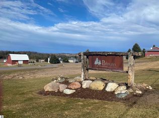 S Pine Meadow Path, Suttons Bay, MI 49682