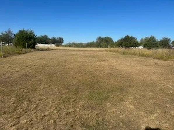 9528 Prairieview Dr, Fort Worth, TX 76134