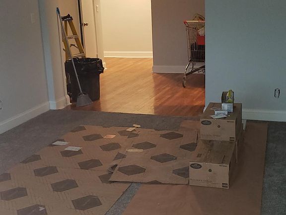 2nd image of 1 Sadore Ln APT 4S