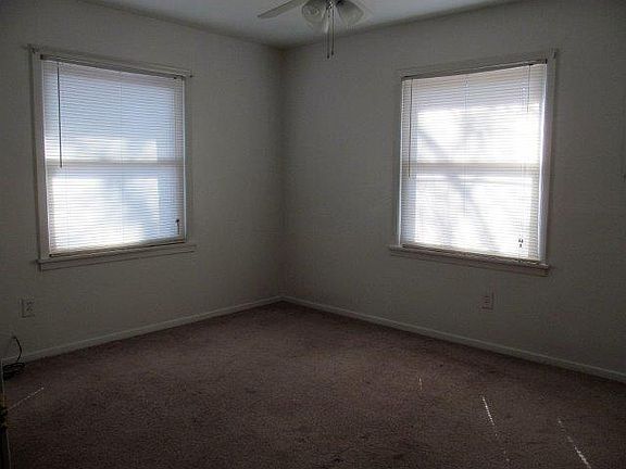 5th image of 417 Kimbrough St