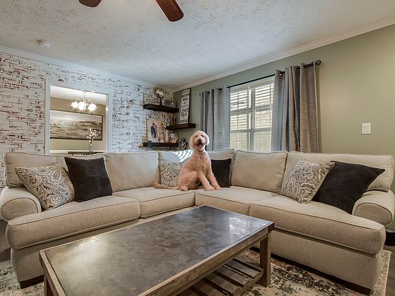 2nd image of 6914 Saint Croix Ln