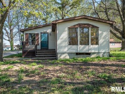 1615 E Saint Louis St, West Frankfort, IL, 62896