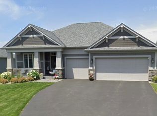 2319 Hillcrest Dr, Hudson, WI 54016