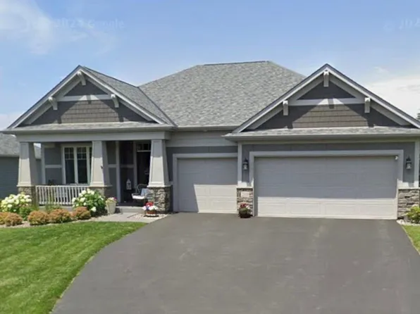 2319 Hillcrest Dr, Hudson, WI 54016