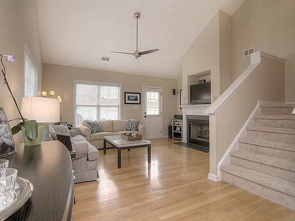4th image of 8349 Brickle Ln