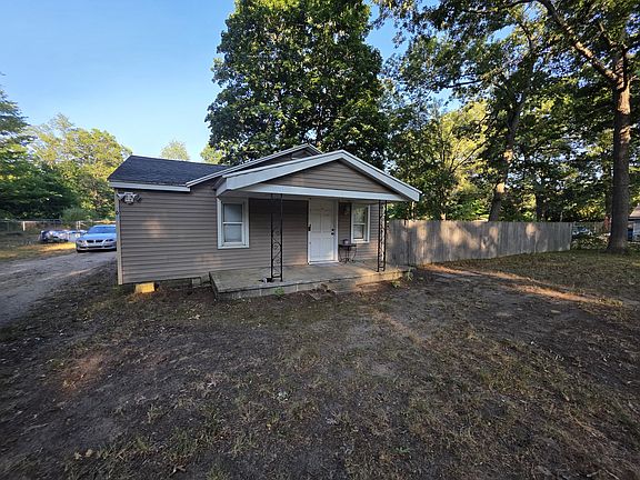 2nd image of 2048 S Mill Iron Rd