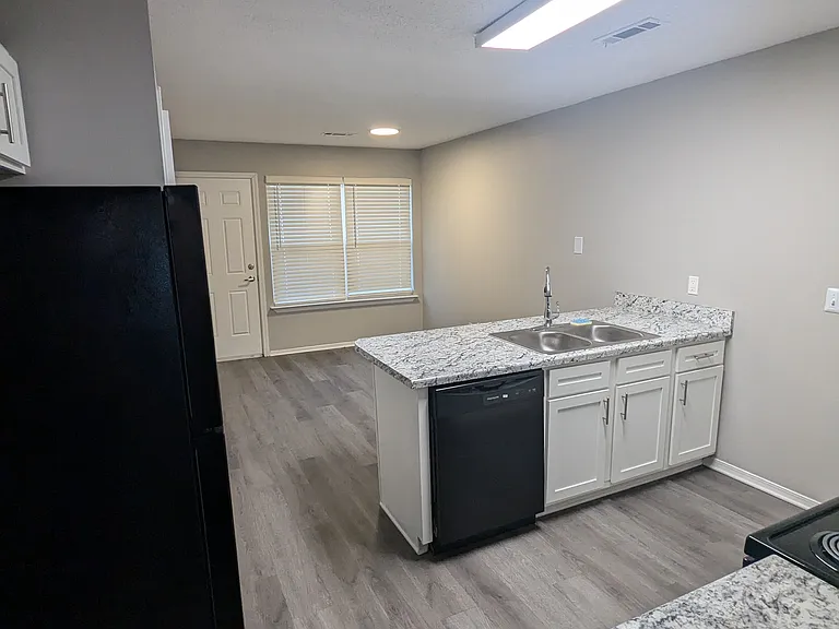 1978 E Wilkins Pl — Photo 13