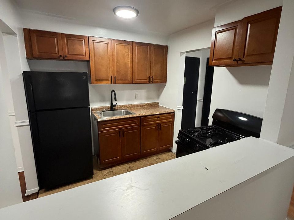 1st image of 765 Vose Ave #Bb6