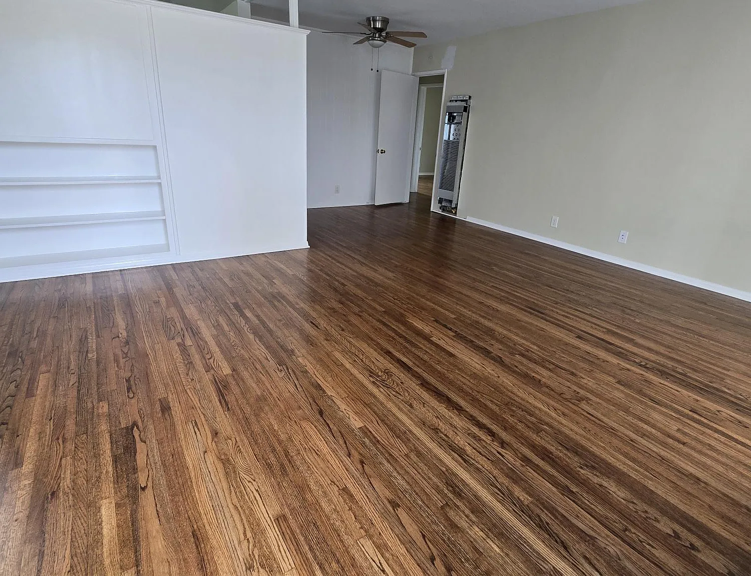 3 bed, 1714 sqft, $4,425 — Photo 2