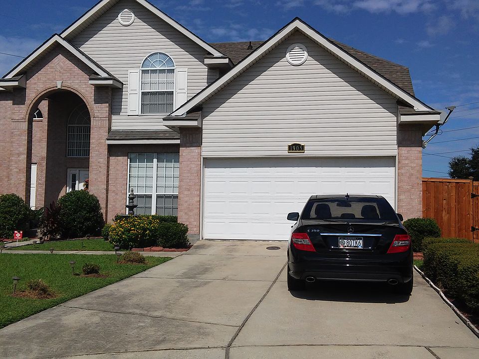 1905 N Village Green St, Harvey, LA 70058 Zillow