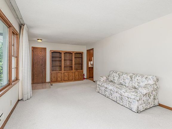 5th image of 7638 Upton Ave S