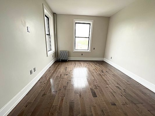 5th image of 8002 21st Ave APT 5J
