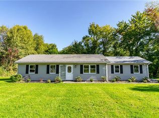 2 Cuomo Dr, Lloyd, NY 12528