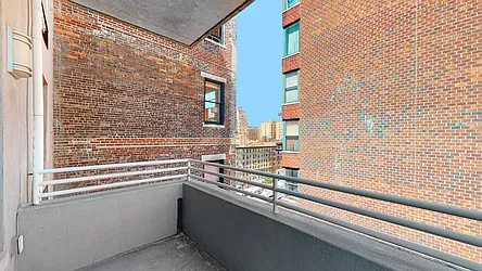 Rented by R New York