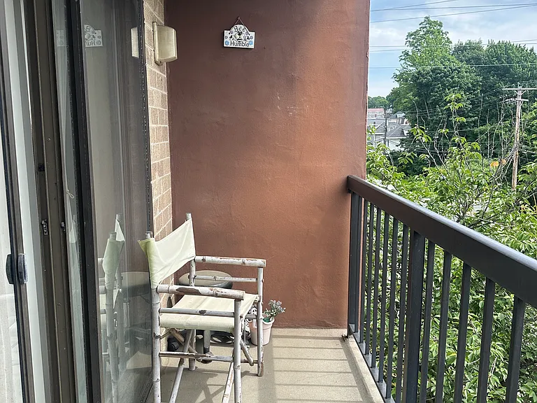 292 Salem St #201 — Photo 24