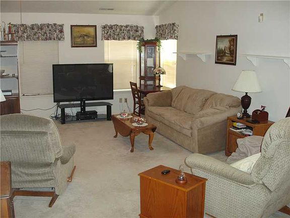 4th image of 5235 Ariana Ct